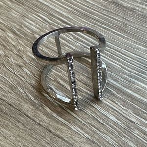 Adjustable Rhinestone Ring. OS.